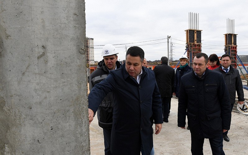 Губернатор Твери посетил школу в Брусилово